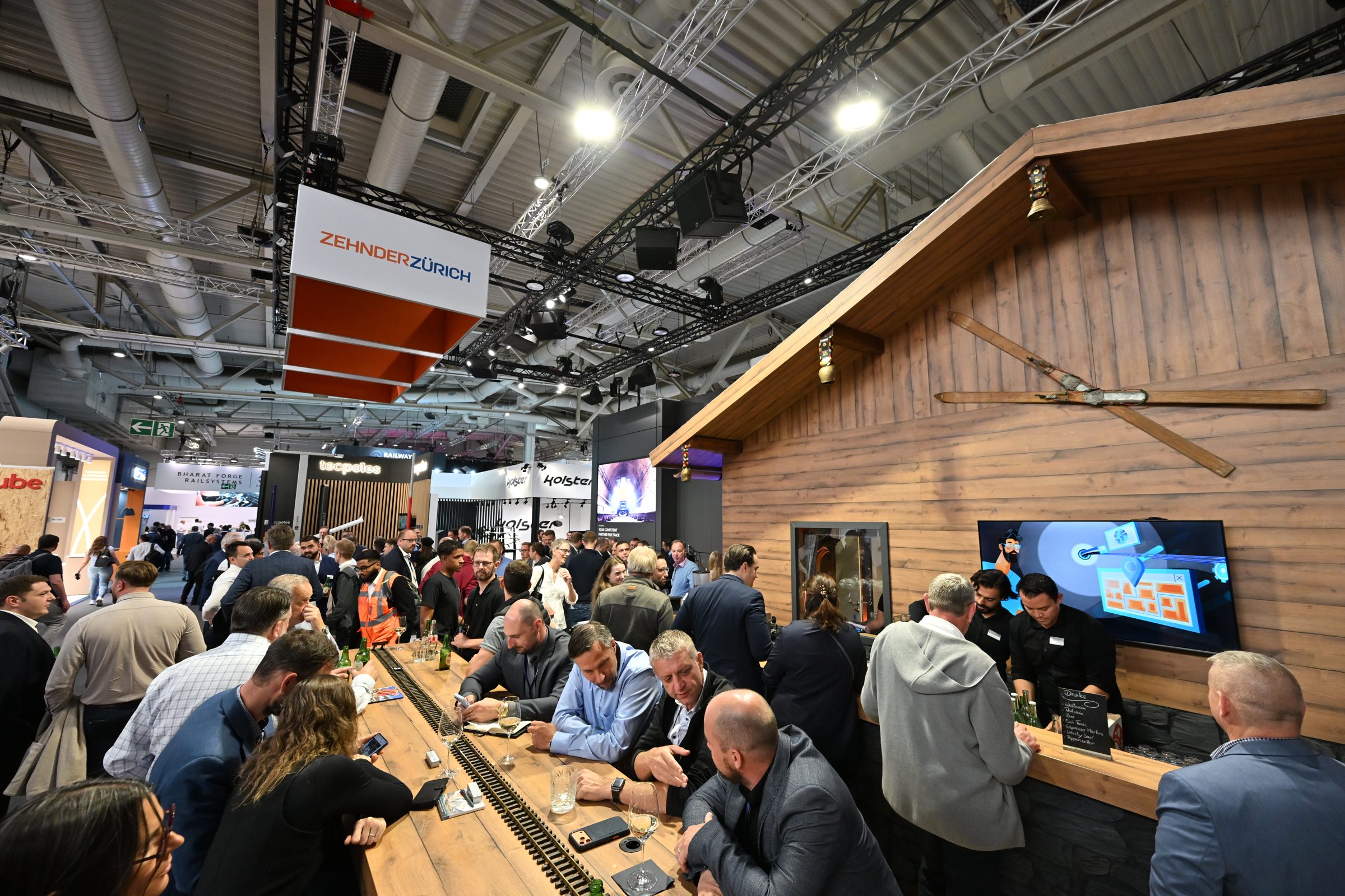 InnoTrans 2026 – Zehnder Alpenhütte am Messestand
